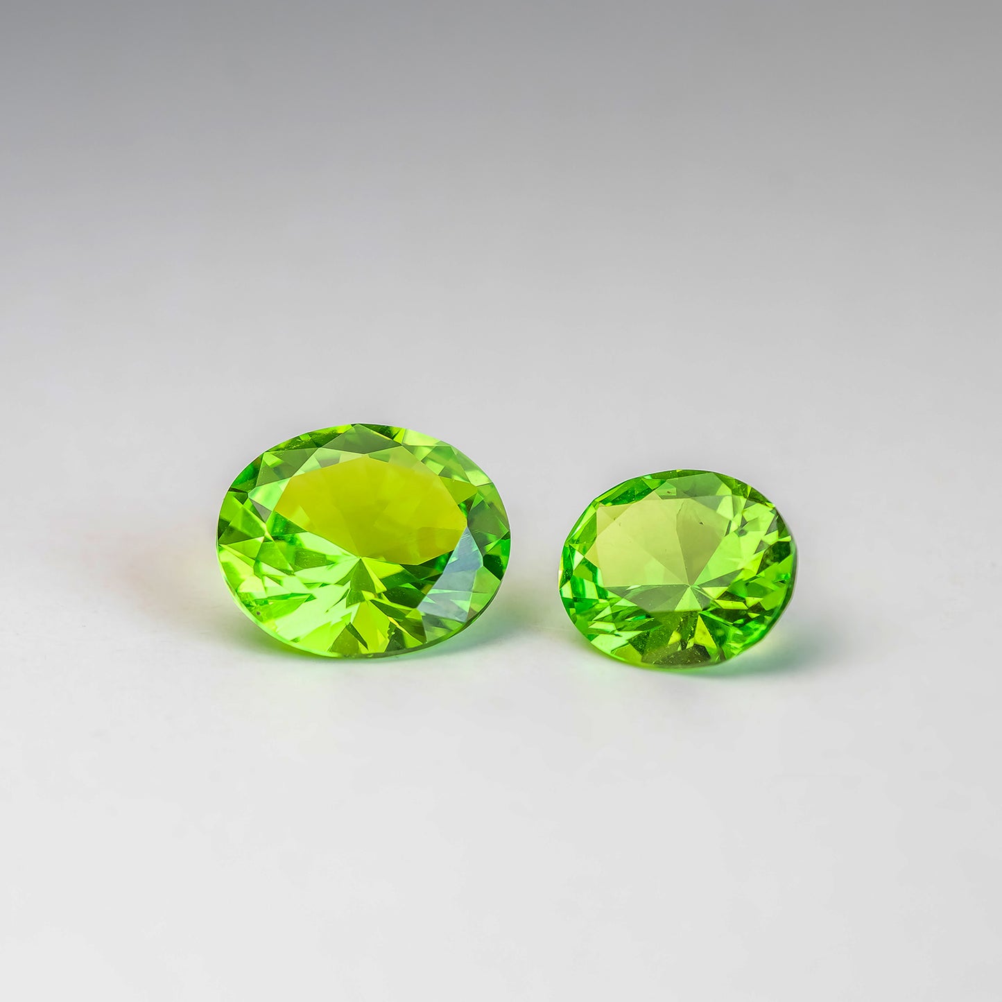 Nanosital #B-1326 Kryptonite Dark Oval 14*12 m , 12*10 mm