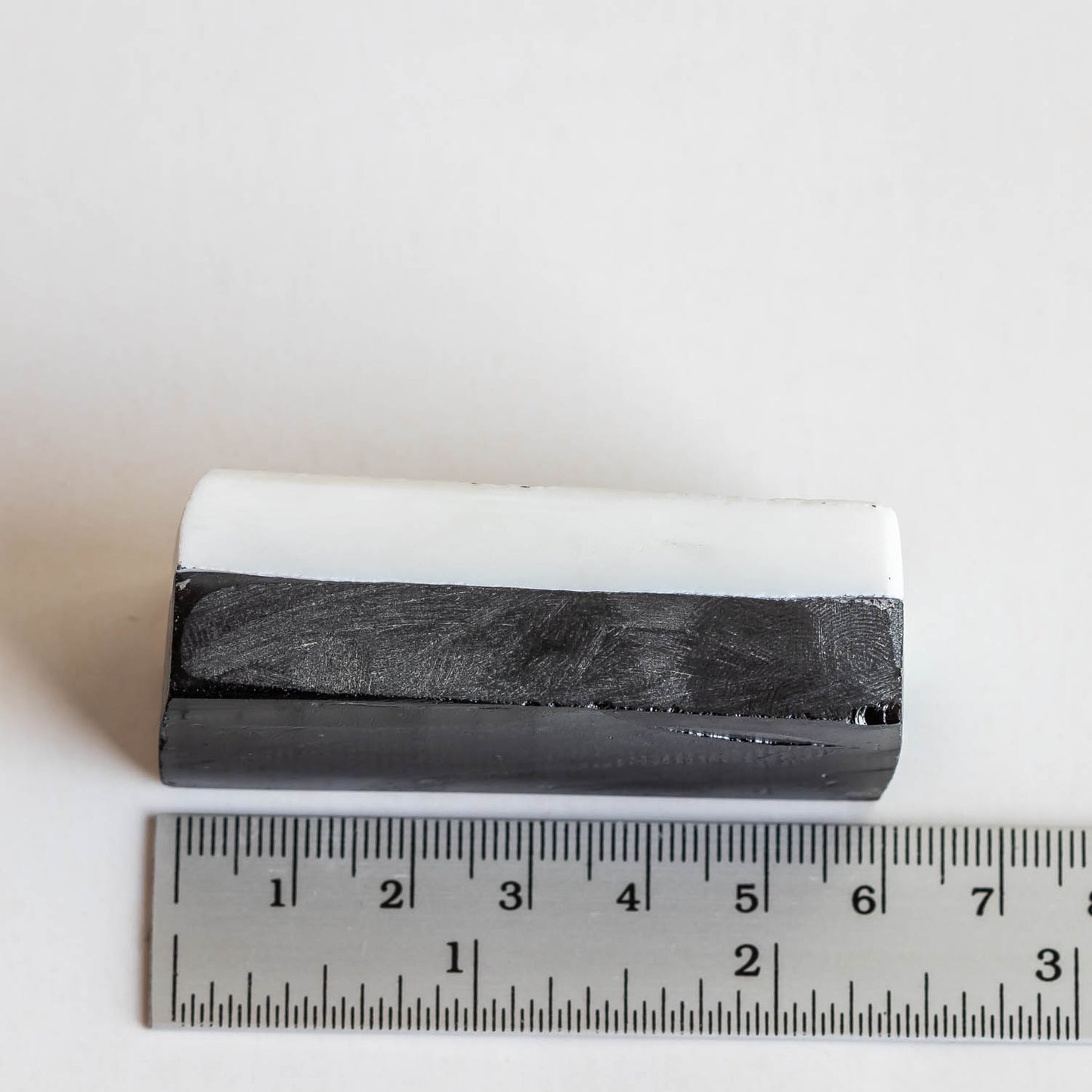 Nanosital Bi-color #0001 + #0004 Black and White Opaque rough 0.114 kg